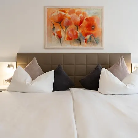 La Fleur Hotel 4*