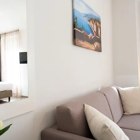 Ξενοδοχείο La Fleur 4*