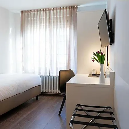 La Fleur Hotel